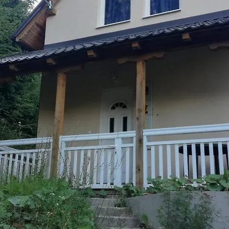 Mountain House Pridolci Semesterbostad